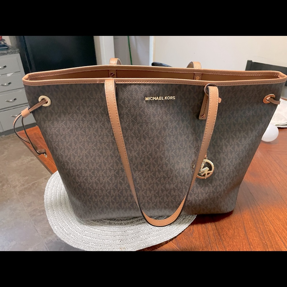 Large handbag